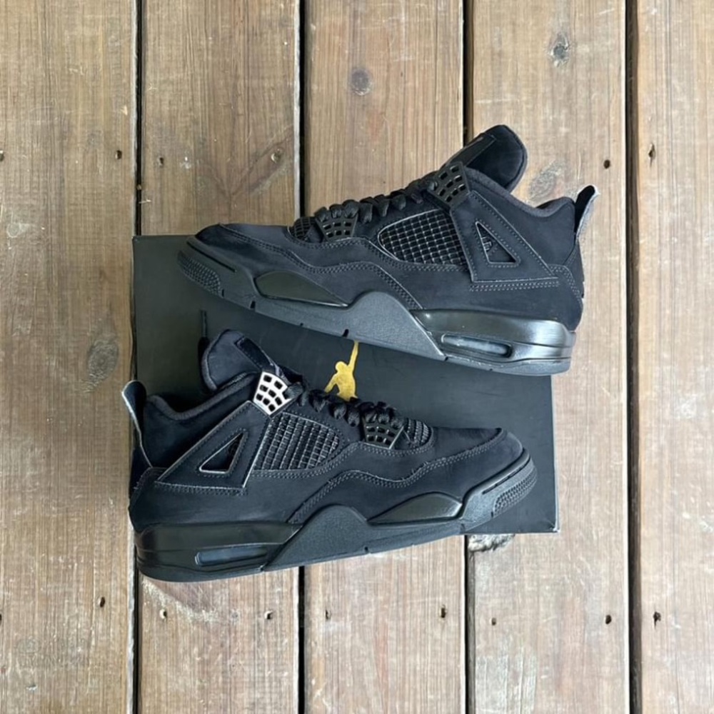 New Jordan 4 black cats (2020)